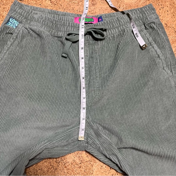 Empyre Wm’s Jessie Sage Corduroy Skate Pants NWOT Sz M - Picture 11 of 13